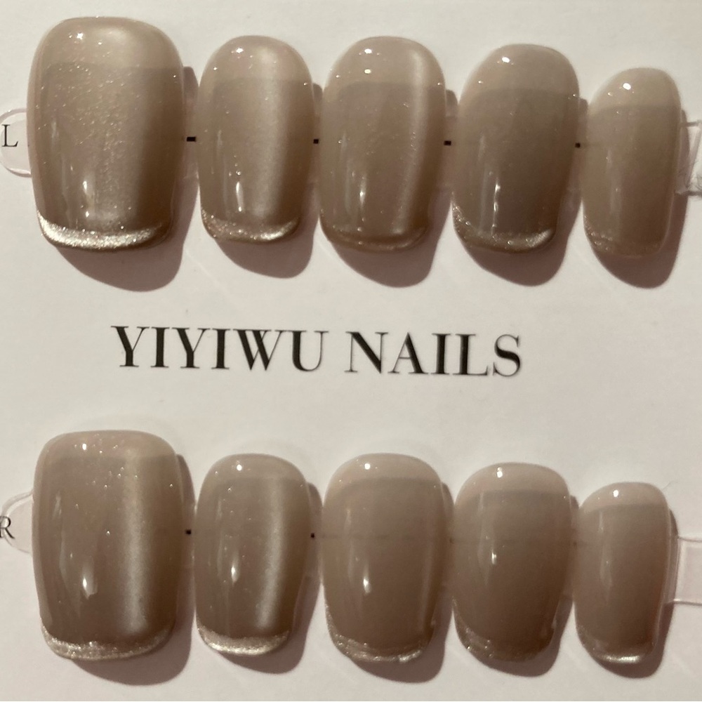 [S] 10Pcs Wearable Press on Nails Full Cover Short Square French Silver Cat-Eye